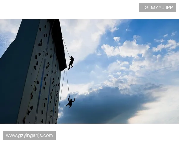 成都攀岩队整体压制体系的攀岩战术研究与实践探讨